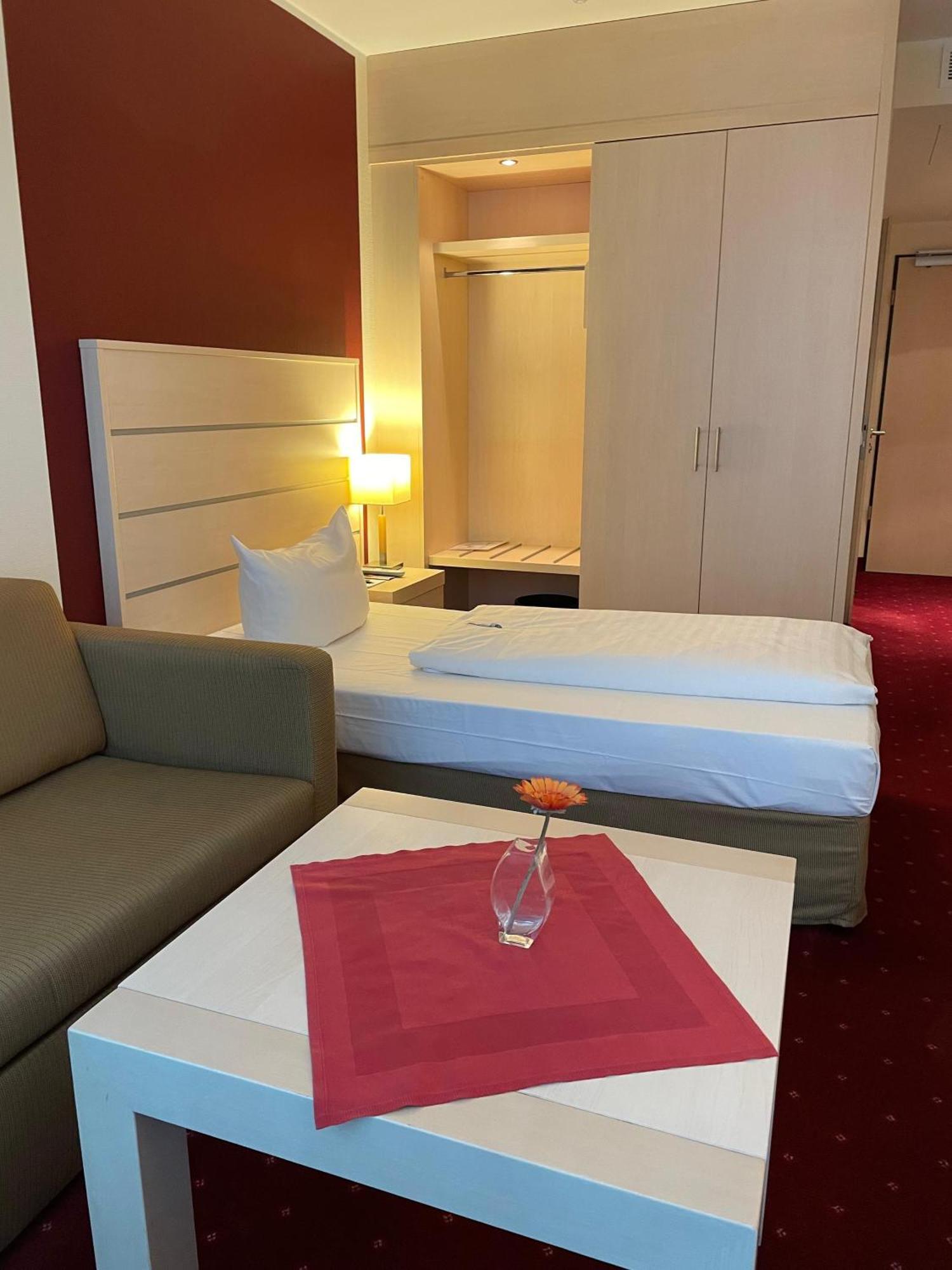 Aspire Acara Oldenburg, Trademark Collection By Wyndham Εξωτερικό φωτογραφία